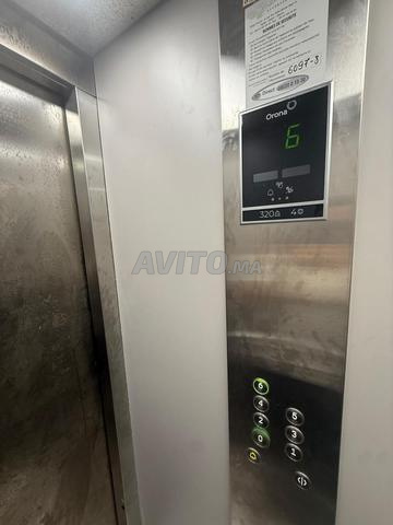 Appartement à louer 64 m² à Casablanca - 2