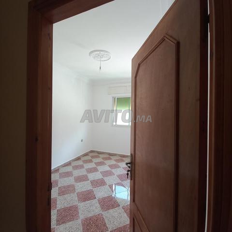 Appartement 102 m², 4 pièces, ascenseur, balcon, vue sur rue - 2
