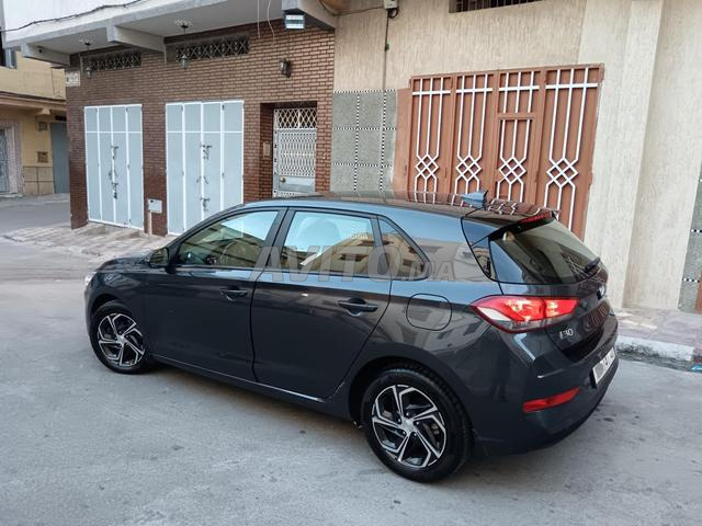 Hyundai i30 Diesel Automatique 2022 à Tanger - 2