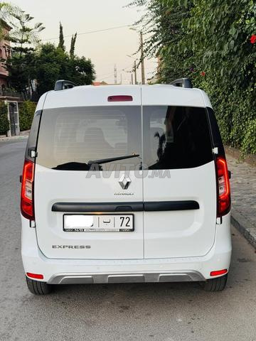 Renault Express Diesel Manuelle 2023 à Casablanca - 2