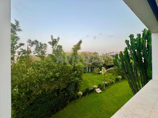 Belle villa de 660m2 à Bouskoura Ville verte - 2