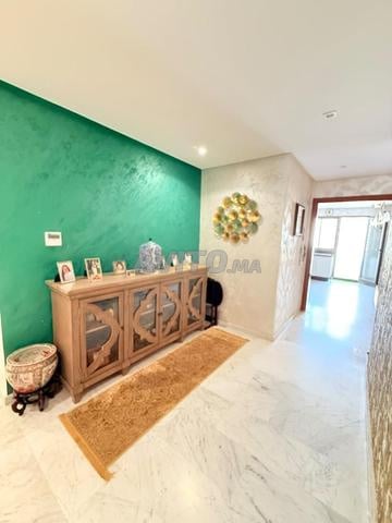 APPARTEMENT RÉCENT À VENDRE - GRANDE TERRASSE