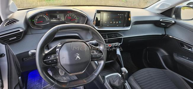 peugeot 208 diesel 2023