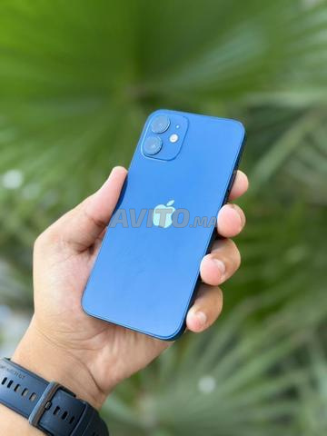 IPHONE 12 MINI 64 GO ET 87% État de la batterie