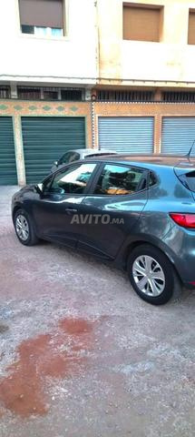 Renault Clio 4 diesel très belle - 2