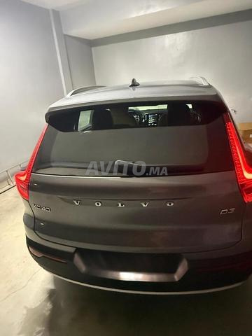 فولفو XC40 D3، موديل 2018، المالك الأول - 2