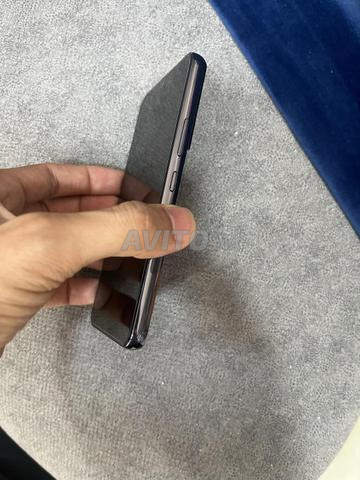 Samsung S22 256G 8Ram - 2