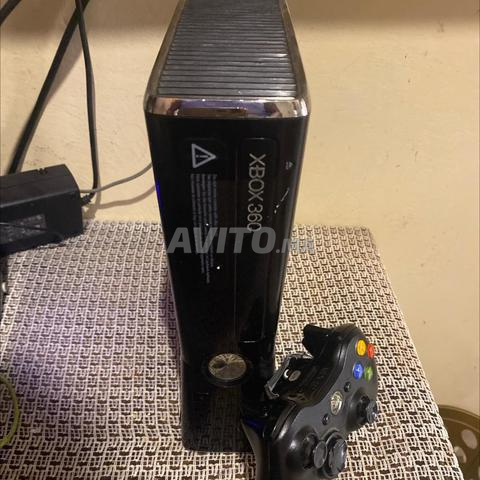 Xbox 360 مع يد تحكم و 12 لعبة - 2