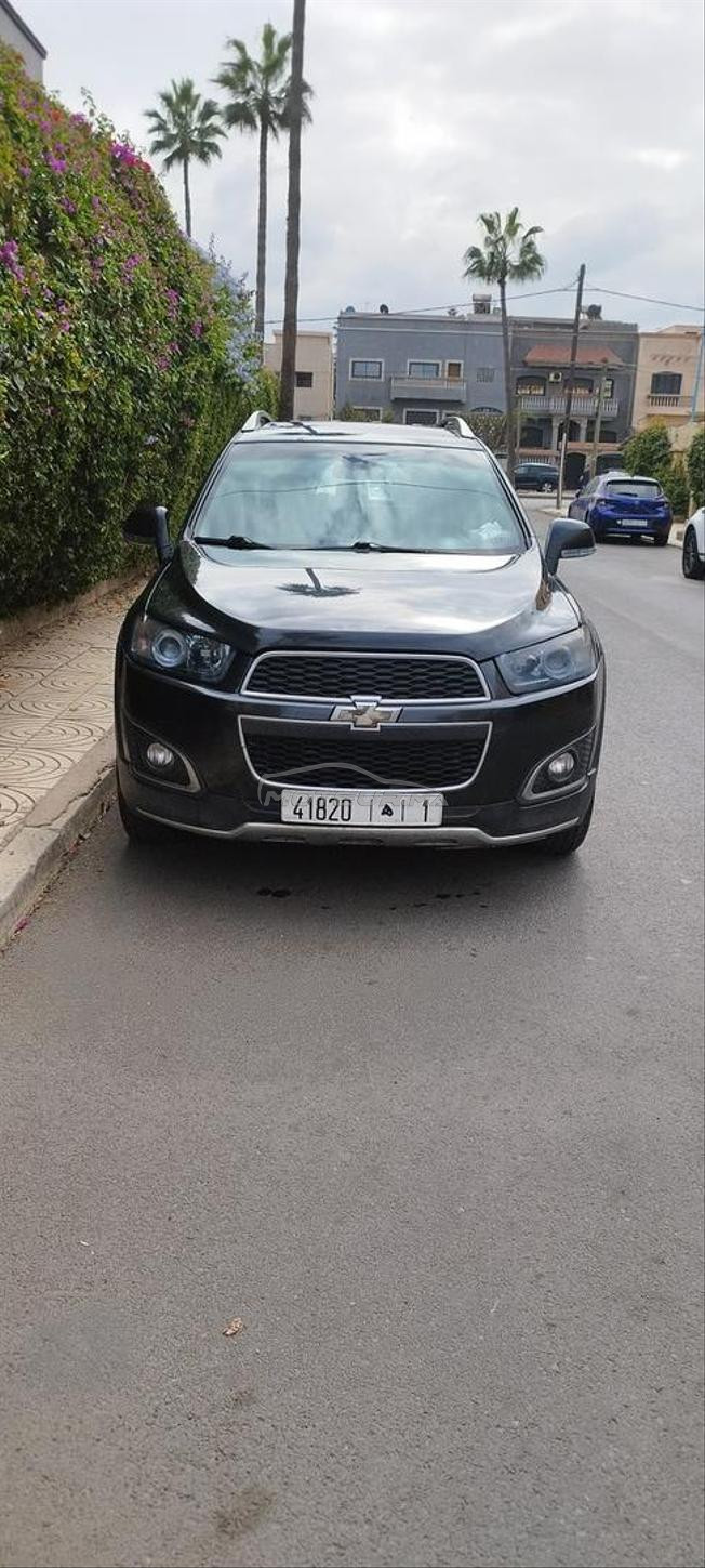 Très belle voiture Chevrolet captiva automatique 