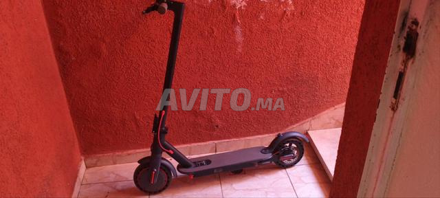 سكوتر كهربائي AOVO PRO ES80 بحالة ممتازة - 2