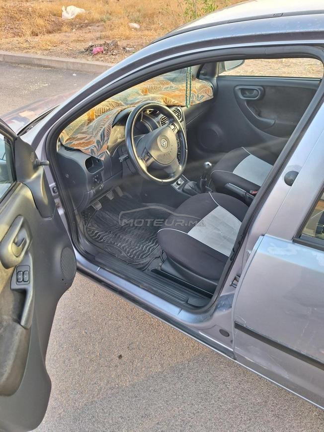 Opel Corsa Diesel Manuelle 2005 à Khouribga