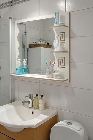 2 en 1 : Miroir et petites étagères - 2