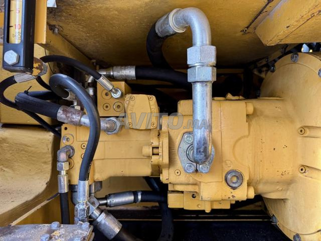 DEUX PELLES CATERPILLAR - 2