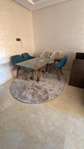 شقة مفروشة للإيجار في سكن به مسبح - 2