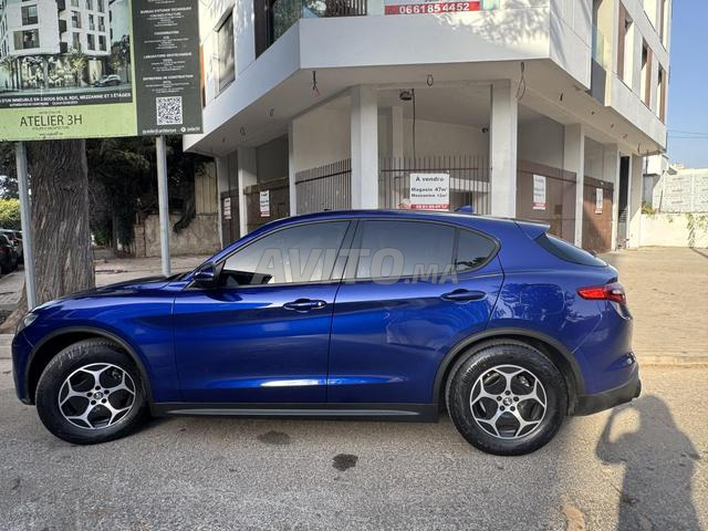 Alfa Romeo Stelvio - 2