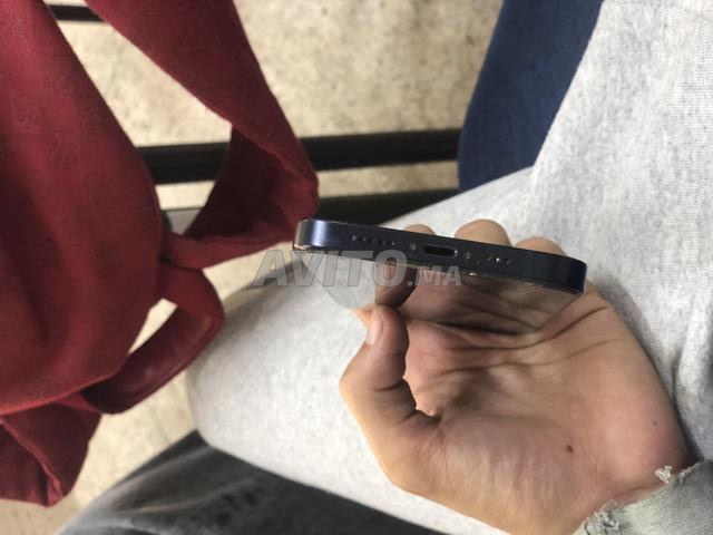 iPhone 12 normal - 2