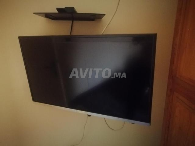 TV Smart 32 modèle BRAND, BON ÉTAT - 2
