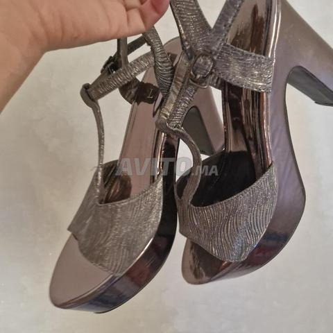 Talons gris larges - 2
