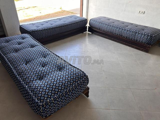 مضارب لاواط مع خشب الأرز