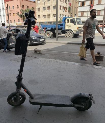 سكوترات كهربائية شاومي إليت نظيفة - 2