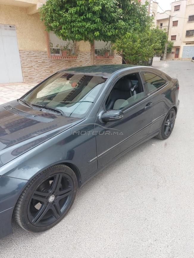 Mercedes-Benz 220 Diesel Manuelle 2010 à Meknès