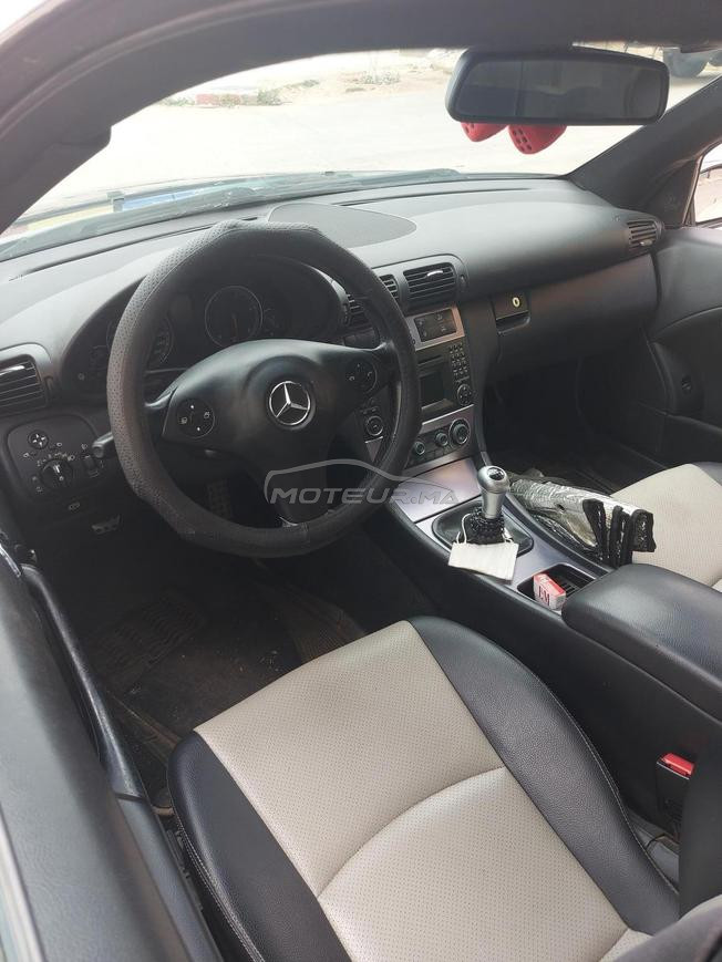 Mercedes-Benz 220 Diesel Manuelle 2010 à Meknès