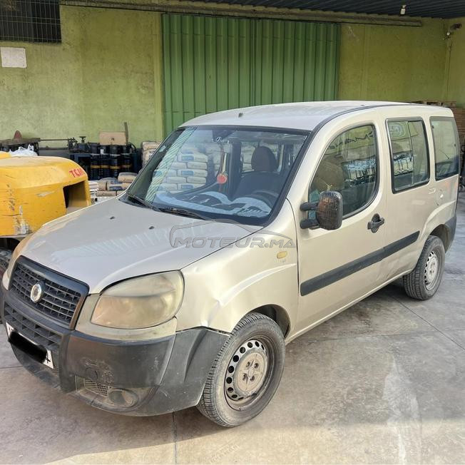 FIAT DOBLO BON ÉTAT MODÈLE 2012