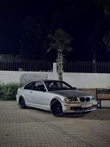 BMW Série 3 Essence Manuelle 2001 à Ain Aouda