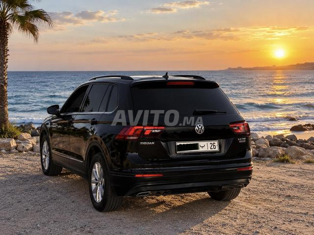 Volkswagen Tiguan - 2