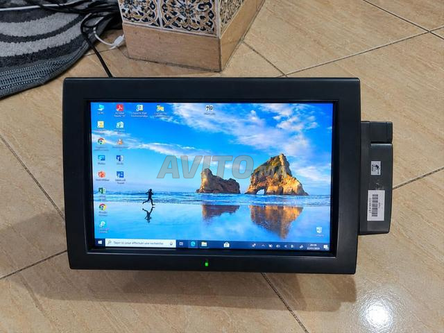 جهاز تسجيل نقدي بشاشة لمس، ذاكرة وصول عشوائي 8 جيجابايت، قرص صلب SSD