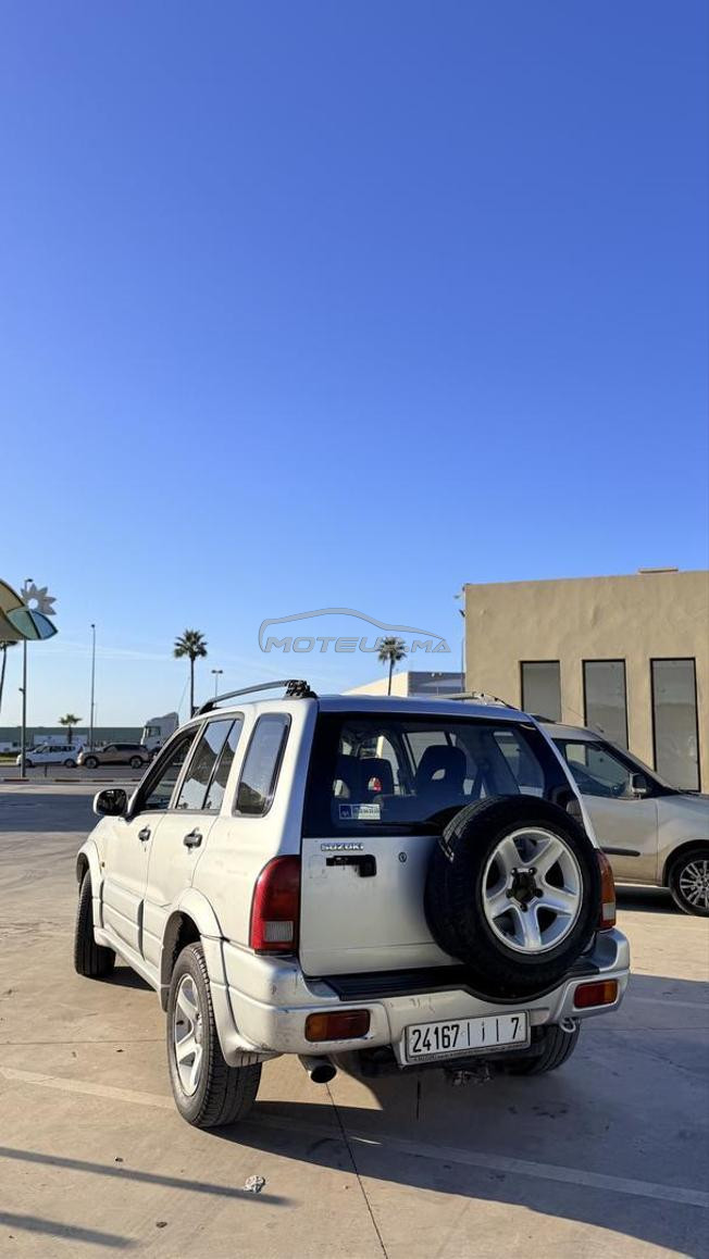 suzuki grand vitara 2.0