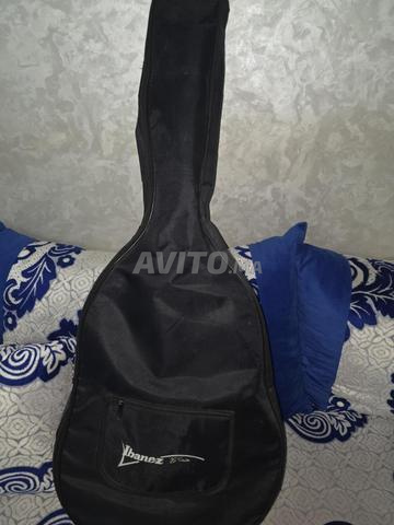 Guitare classique de bonne qualité - 2