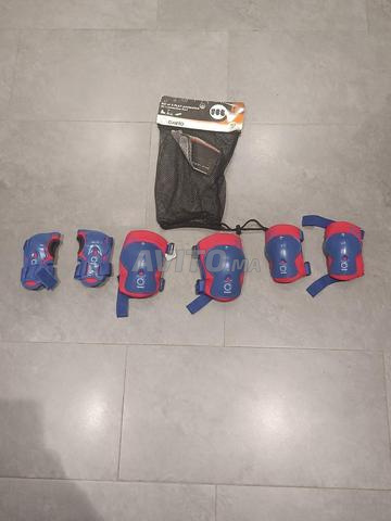 Lot de protections pour roller ou skate - 2