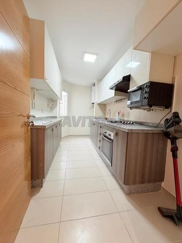 Appartement à louer 90 m² à Casablanca - 2