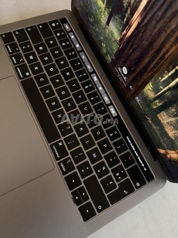 MAC BOOK PRO 2018 - 2