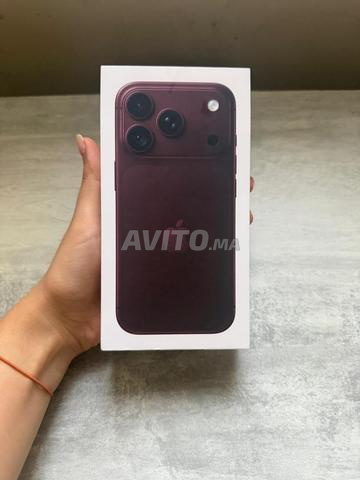 iPhone 18 Pro Burgundy 512 Go