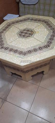 Table élégante et luxueuse. Très bon état. - 2