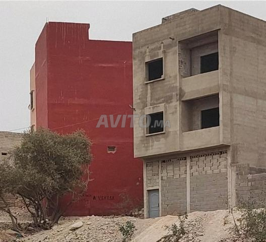 منزل شبه مكتمل للبيع - 2
