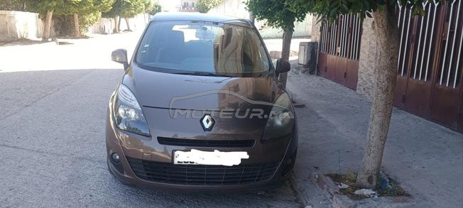 Renault Scenic Diesel Manuelle 2011 à Tanger