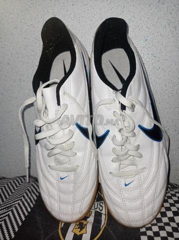 Baskets encore neuves, taille 40.5