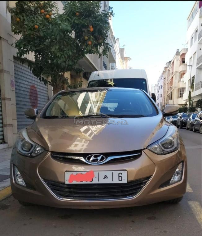 je mets en vente ma voiture hyundai elentra 