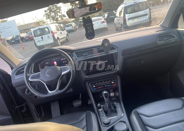 Voiture Tiguan, full options, double toit, double tableau de bord - 2