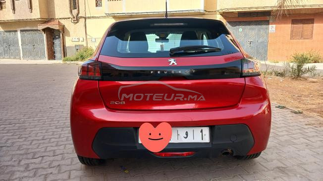 Peugeot 208 active. 