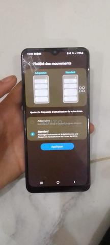 Samsung M12 - 2