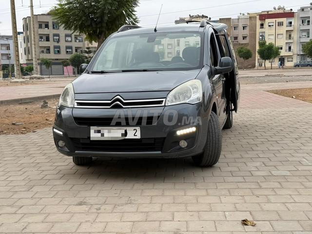 Citroën Berlingo Diesel Manuelle 2017 à Kénitra