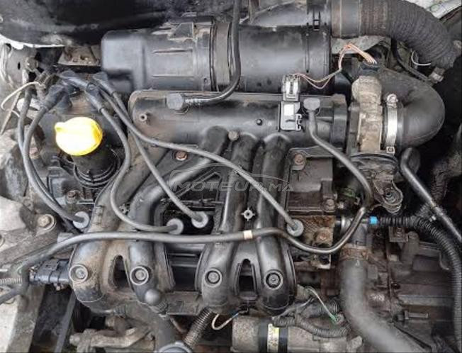 Renault Clio Essence Manuelle 2003 à Taourirt