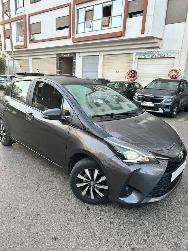 tayota yaris