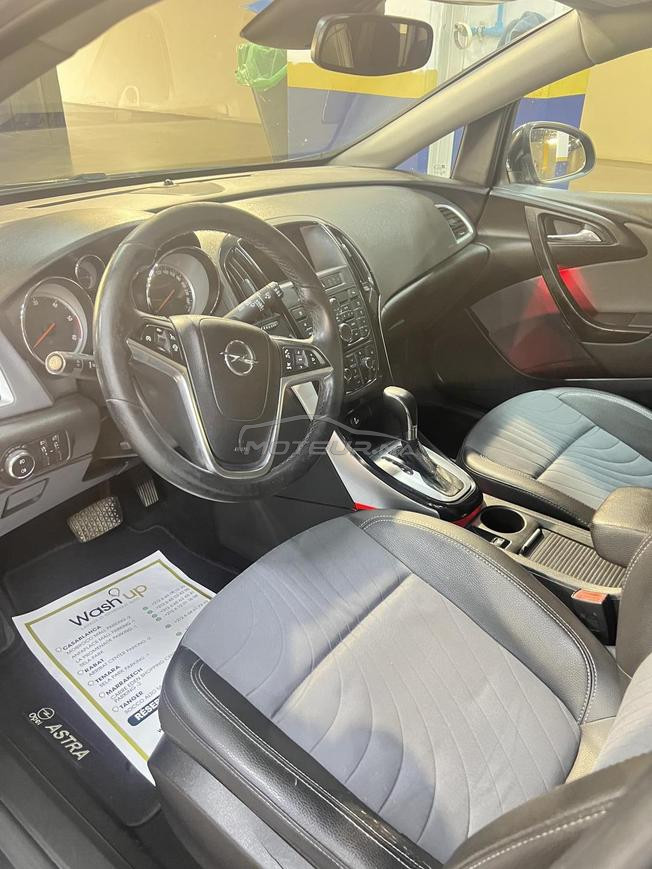 Opel Astra automatique 