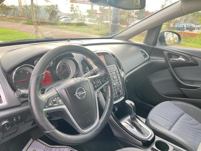 Opel Astra automatique 