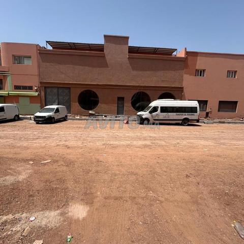 محل / صالة عرض مميزة في سيدي غانم مراكش